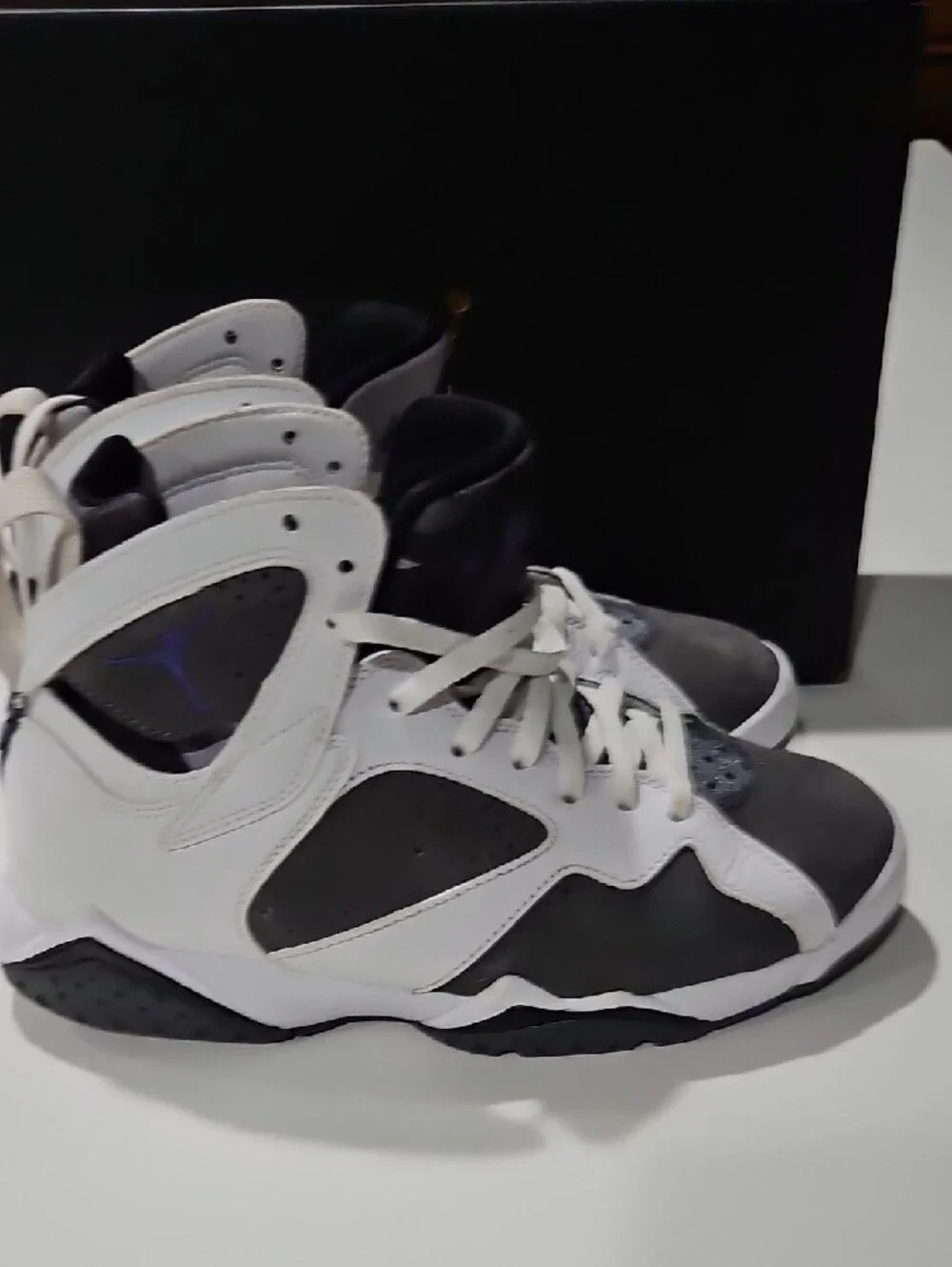 Jordan 7 Retro Flint2021 High-Top Basketball Sneakers  White, Gray & Purple Sz 5